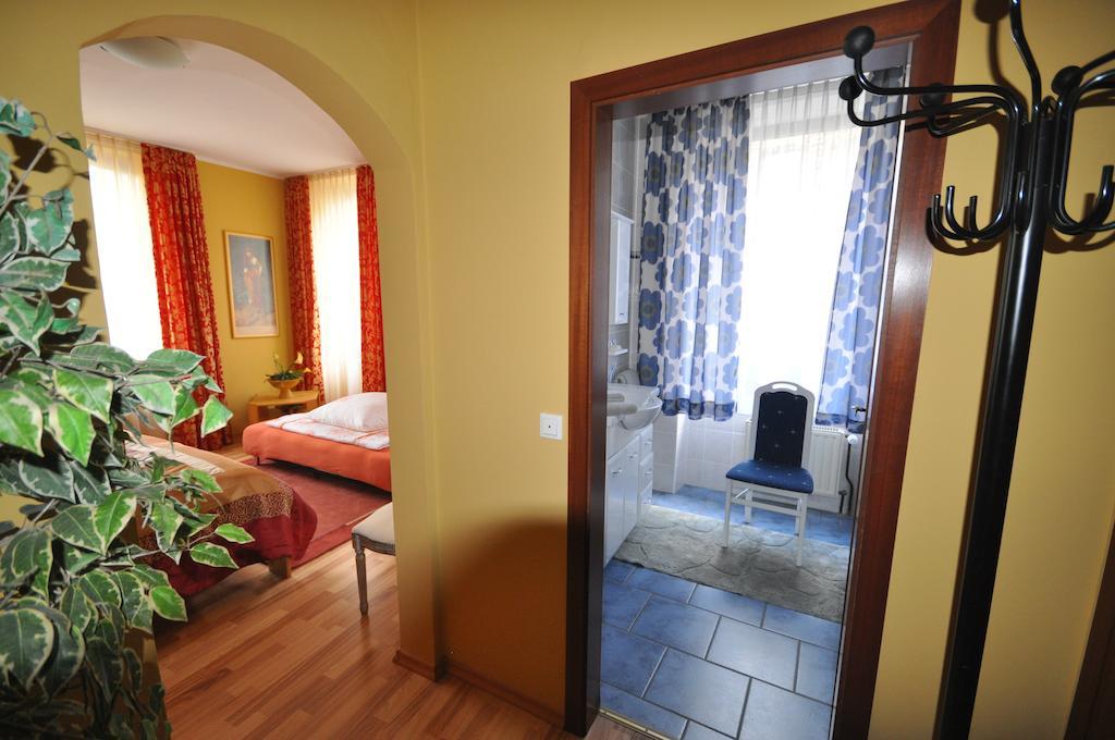 Hotel Restaurant "Athen" Münstermaifeld Εξωτερικό φωτογραφία