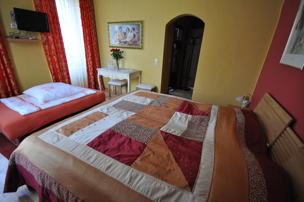 Hotel Restaurant "Athen" Münstermaifeld Εξωτερικό φωτογραφία