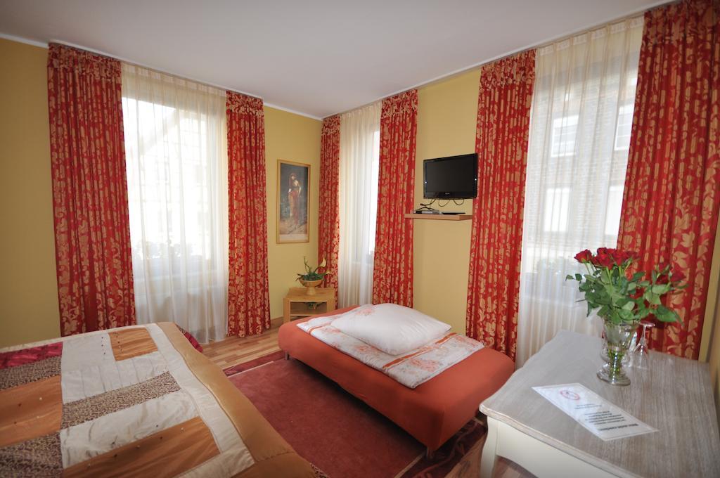 Hotel Restaurant "Athen" Münstermaifeld Εξωτερικό φωτογραφία